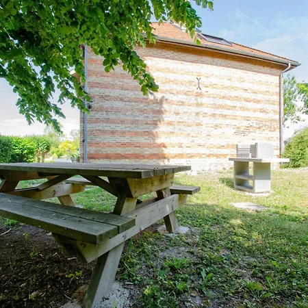 Le Presbytere Сasa de vacaciones Laubressel